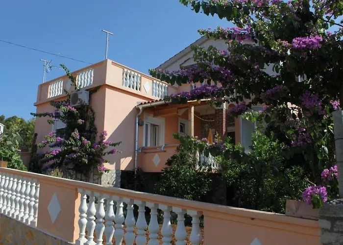 Apartment Ralje